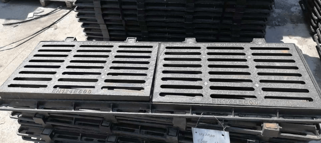 三沙球墨铸铁连体双篦展示